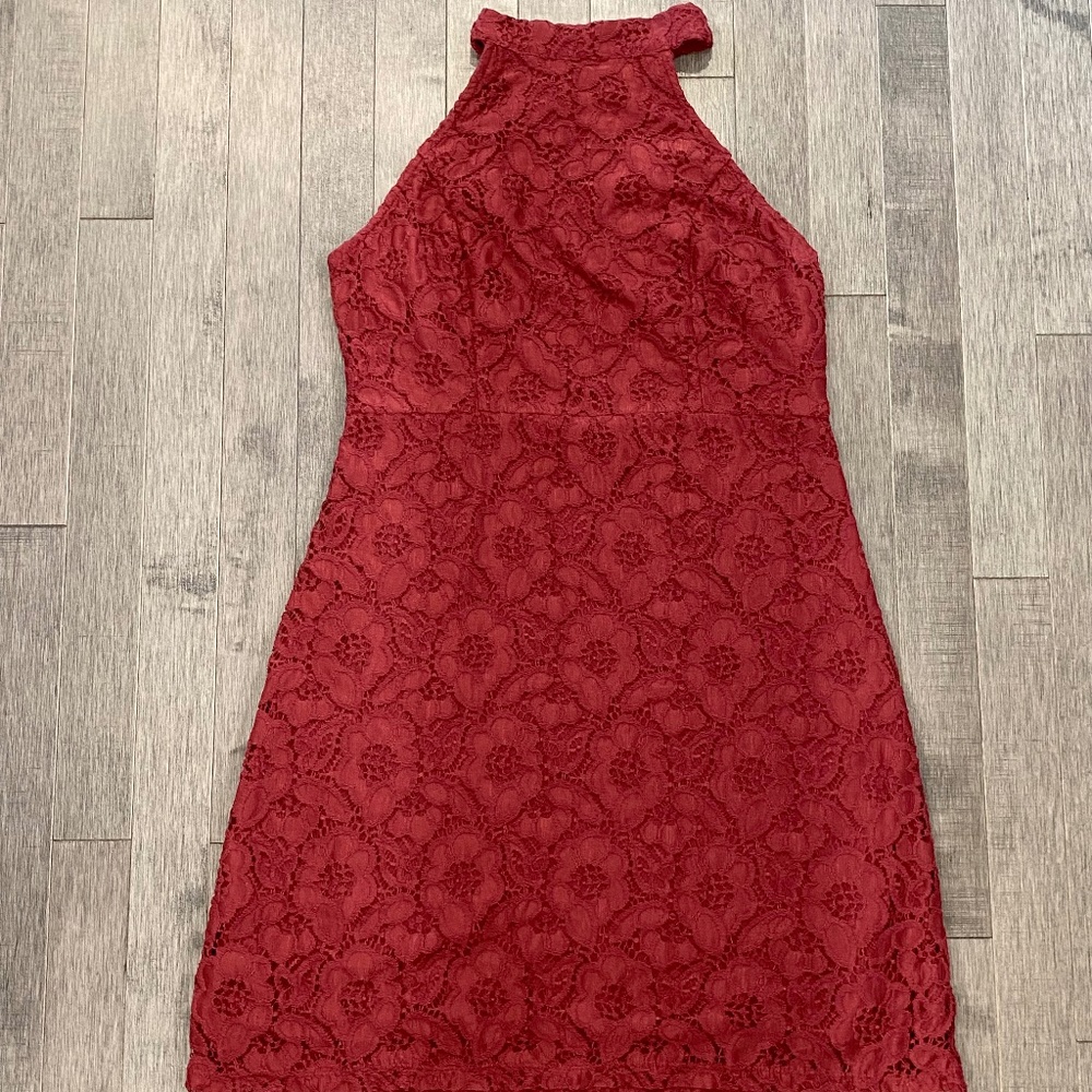EUC Abercrombie & Fitch Lace Halter Dress